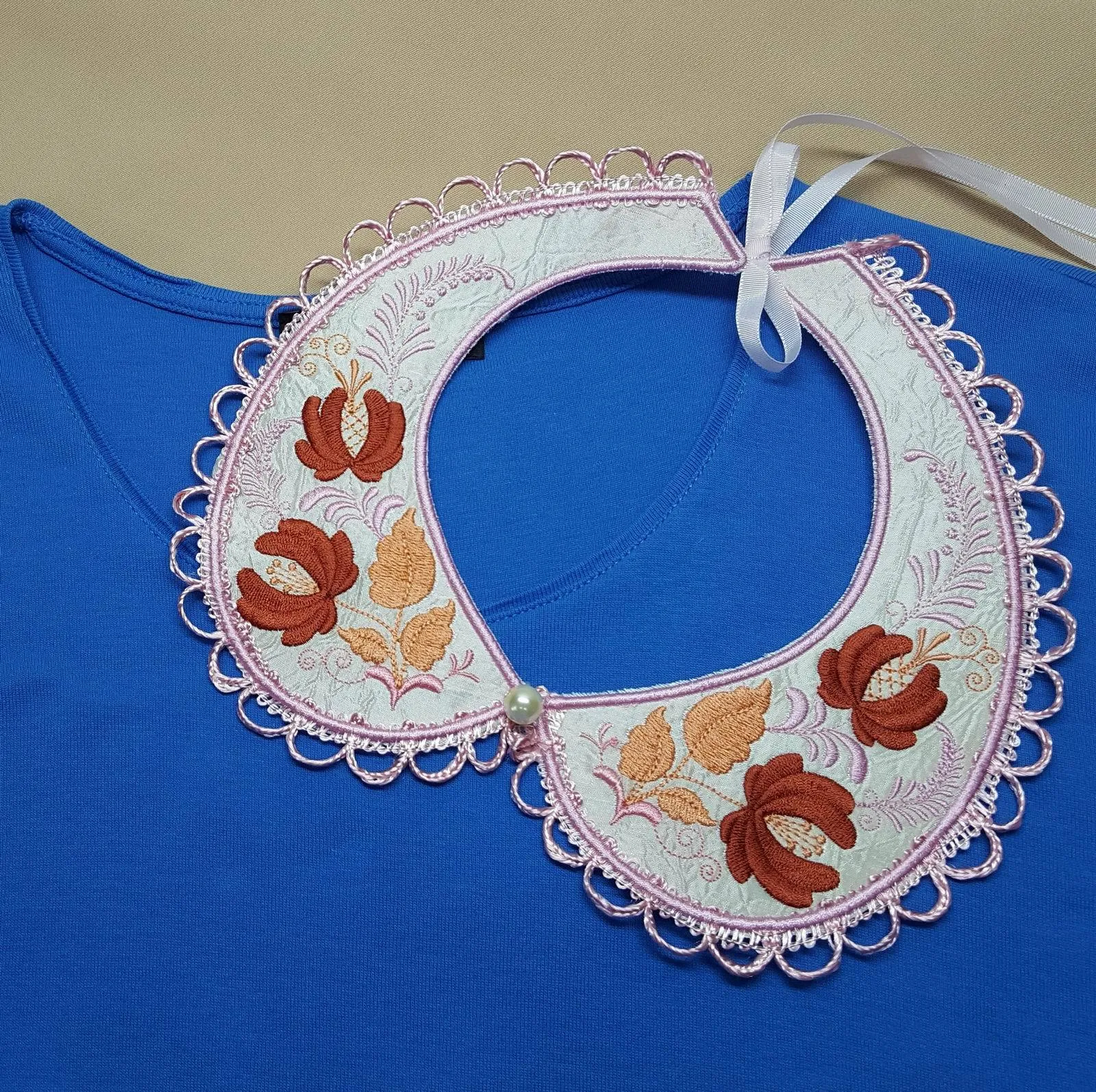 Autumn Song Peter Pan Collar