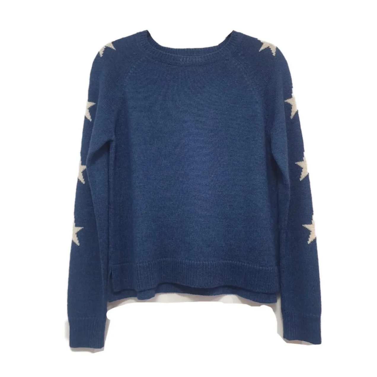 Yapa Blue Star Sleeve Sweater